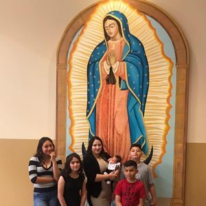 Meet your Posher, Blanca lupe